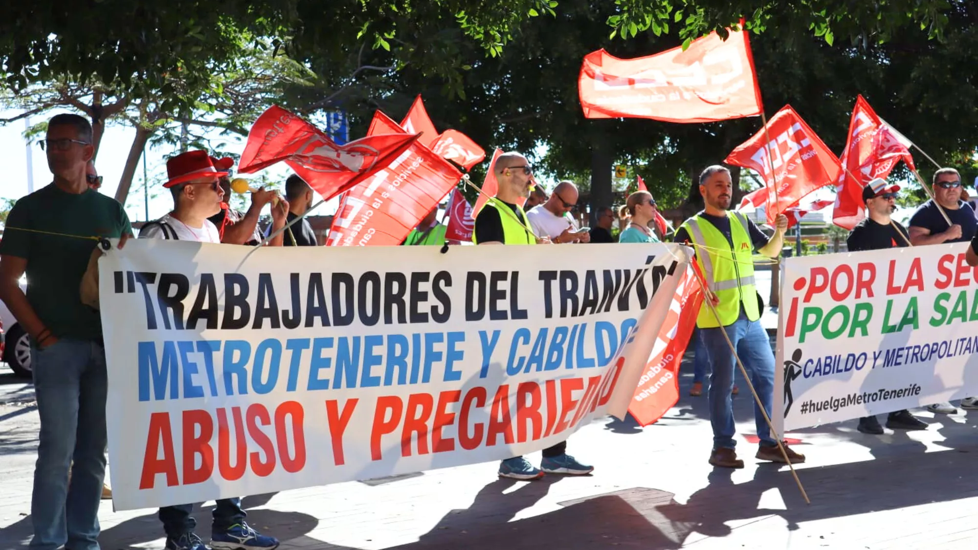 Manifestación de trabajadores del tranvía. / AINOHA CRUZ-AH