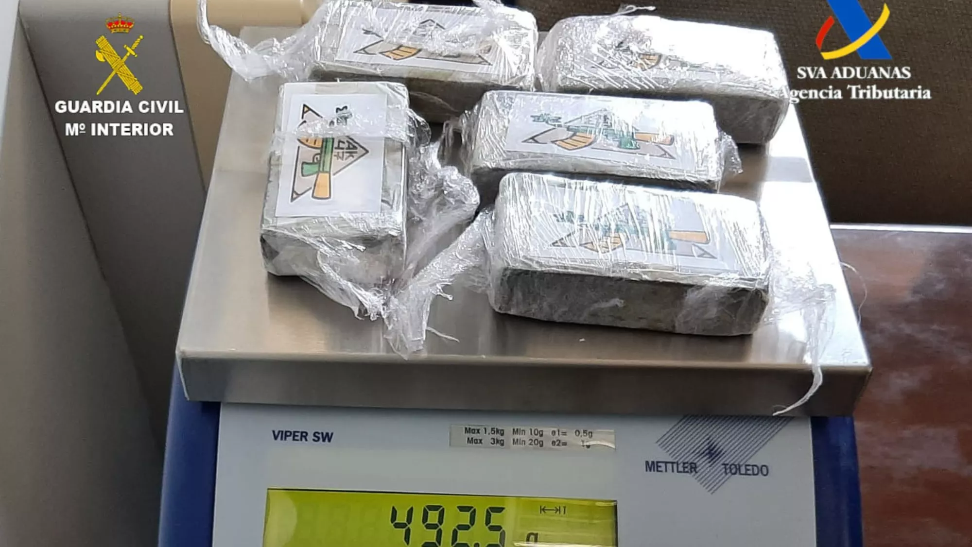 Droga incautada en el aeropuerto de Lanzarote a un viajero proveniente de Málaga./ CEDIDA