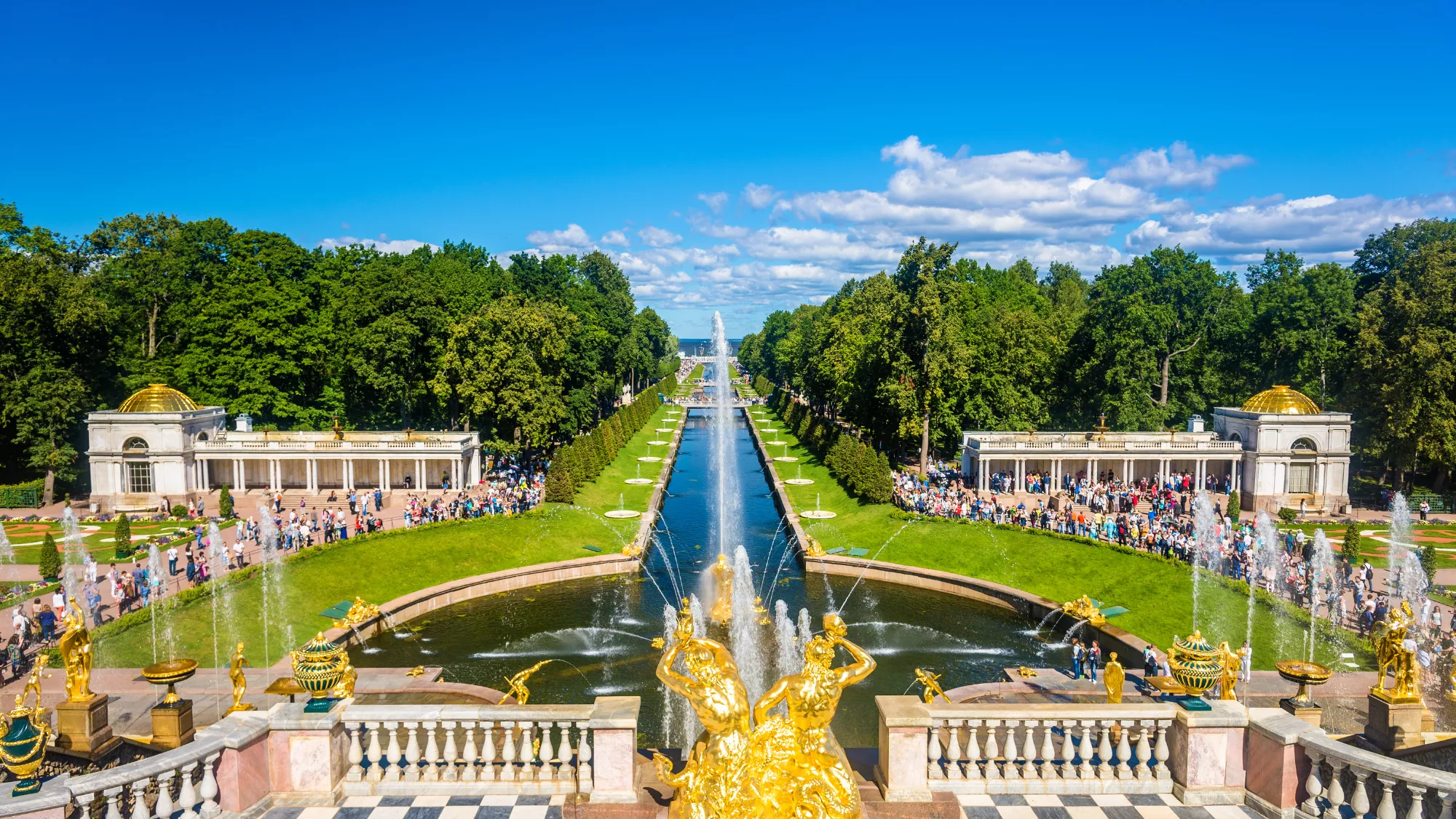 Imagen de un jardín estilo romántico / AH
