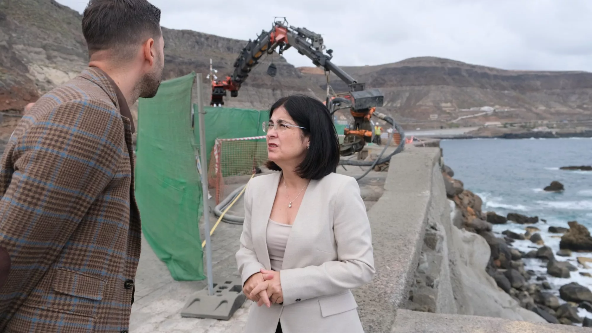 Darias supervisa las obras de mejora que se están llevando a cabo en el entorno del paseo del Atlante / AYUNTAMIENTO DE LAS PALMAS DE GRAN CANARIA Darias supervisa las obras de mejora que se están llevando a cabo en el entorno del paseo del Atlante / AYUNTAMIENTO DE LAS PALMAS DE GRAN CANARIA