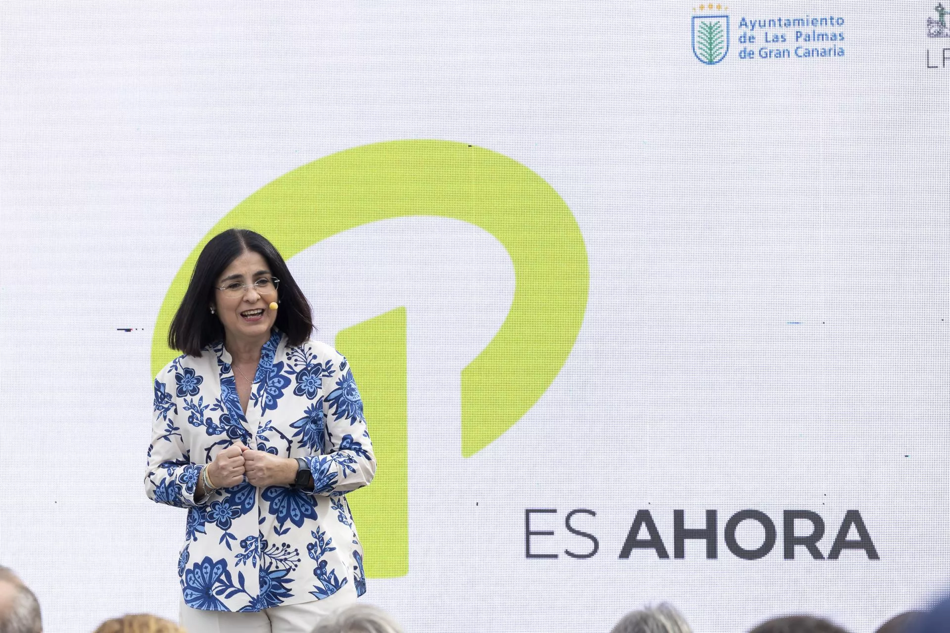 Carolina Darias, alcaldesa de Las Palmas de Gran Canaria, durante la presentación de la convocatoria de un concurso de ideas para definir el proyecto del futuro paseo de Guiniguada que unirá Vegueta y Triana. / QUIQUE CURBELO-EFE 
