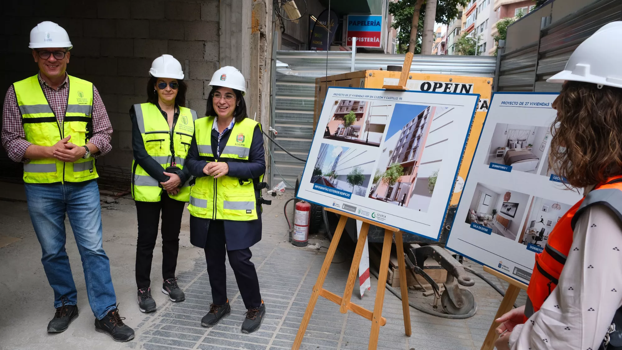 Darias visita el proyecto de las 27 viviendas en la calle León y Castillo / AYUNTAMIENTO DE LAS PALMAS DE GRAN CANARIA