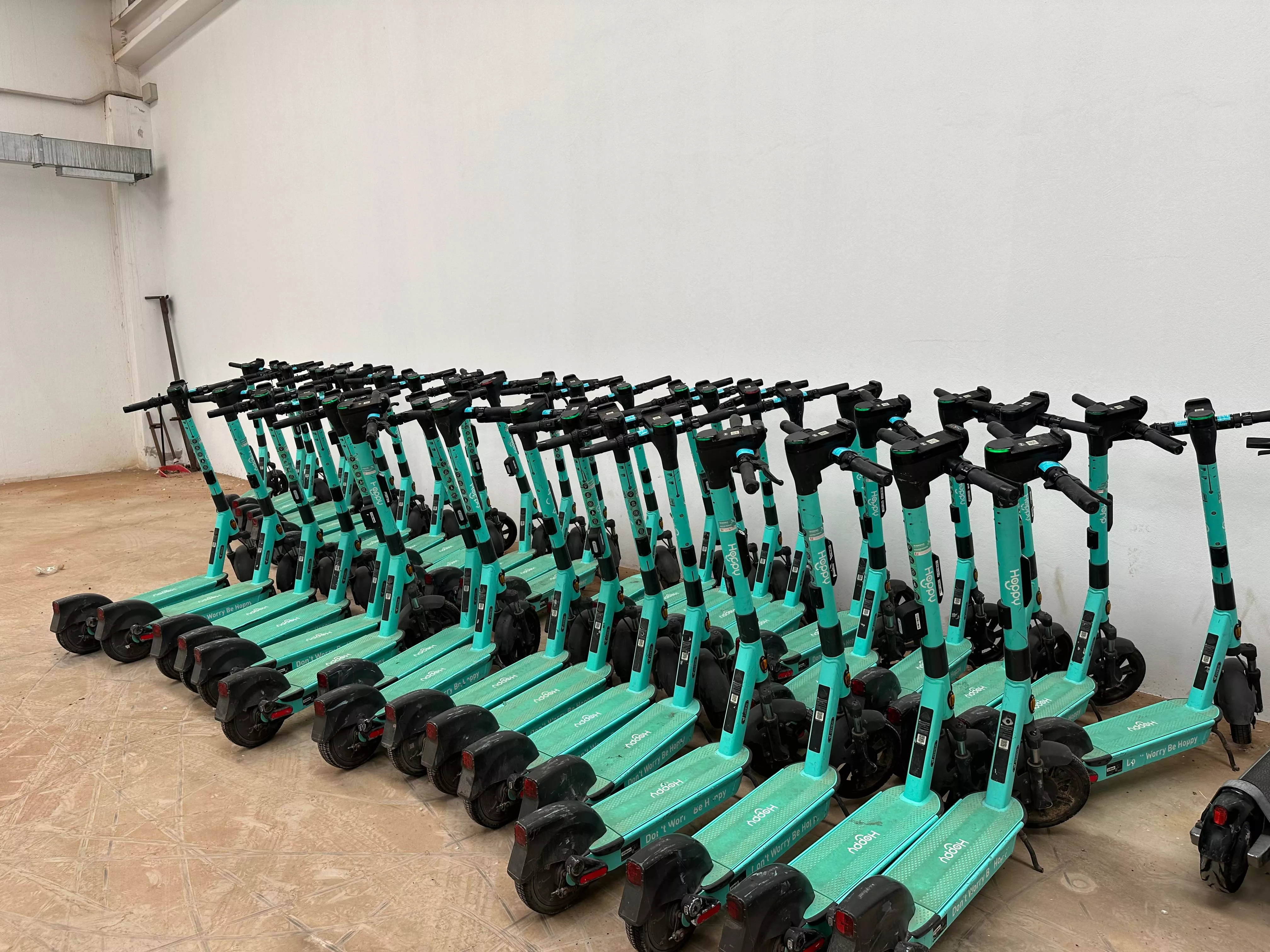 Patinetes retirados en Yaiza. / CEDIDA