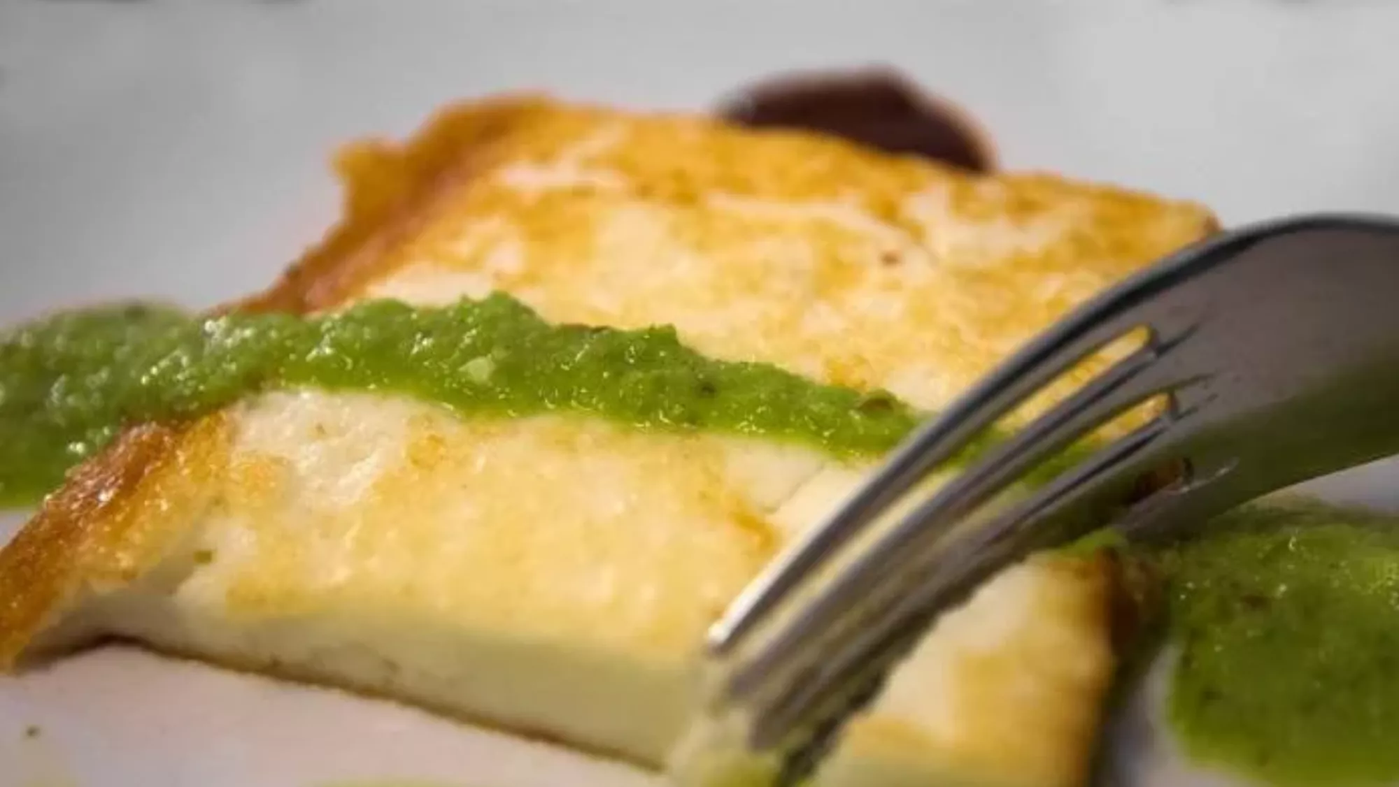 Imagen del queso asado típico en el guachinche / GUÍA REPSOL