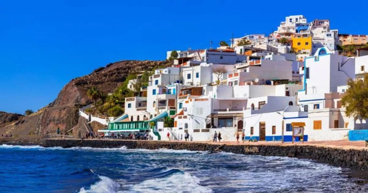 Las casitas blancas de Las Playitas, en el municipio de Tuineje, componen un enclave costero idílico en la costa de Fuerteventura./ ISLAS CANARIAS. Las casitas blancas de Las Playitas, en el municipio de Tuineje, componen un enclave costero idílico en la costa de Fuerteventura./ ISLAS CANARIAS.