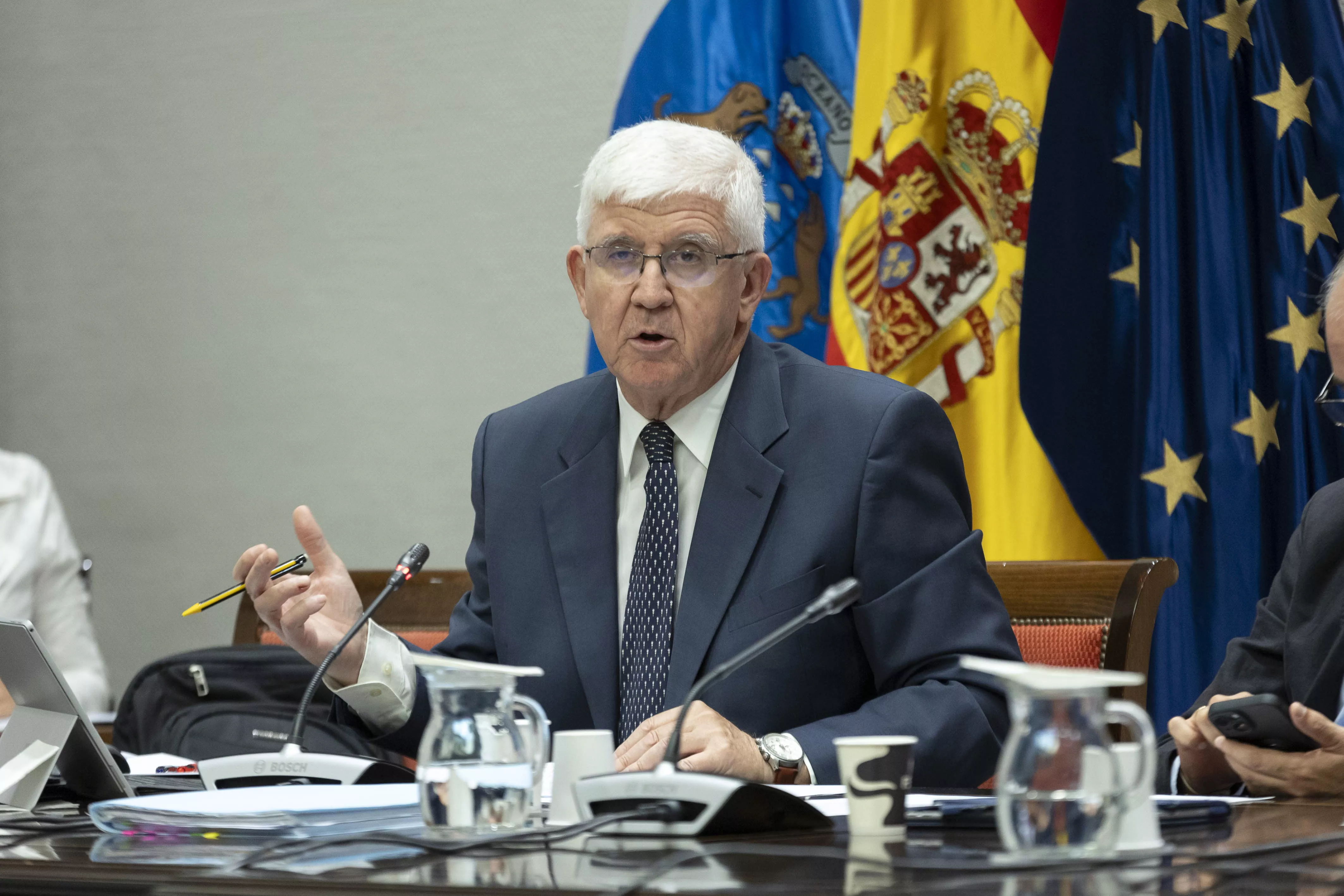  El presidente de la Audiencia de Cuentas de Canarias, Pedro Pacheco. / MIGUEL BARRETO-EFE 