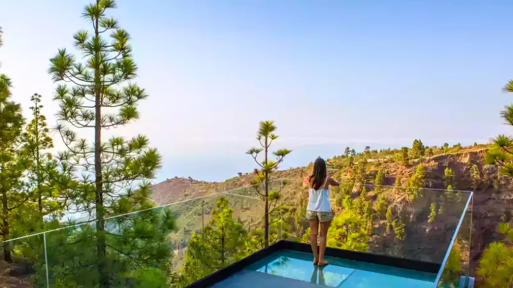 Imagen del mirador de vidrio más increíble de Canarias / LA PALMA