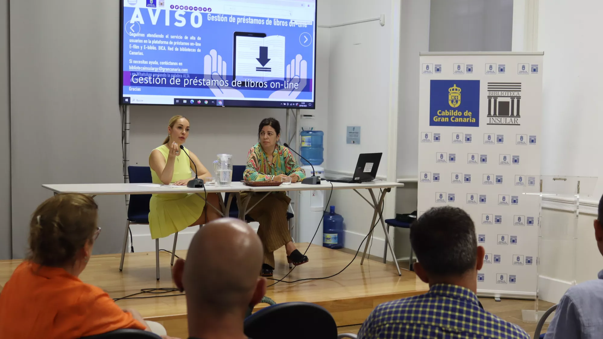 La consejera insular de Cultura durante la reunión con los concejales de su misma área en la Isla / CABILDO DE GRAN CANARIA