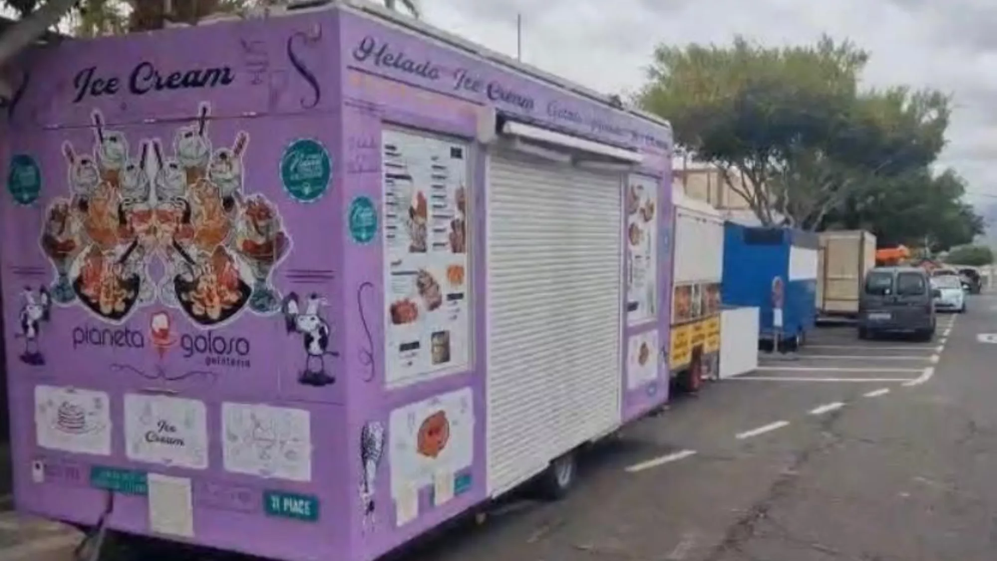 Imágenes de varios puestos antes de la suspensión de las fiestas de El Fraile. / CEDIDA