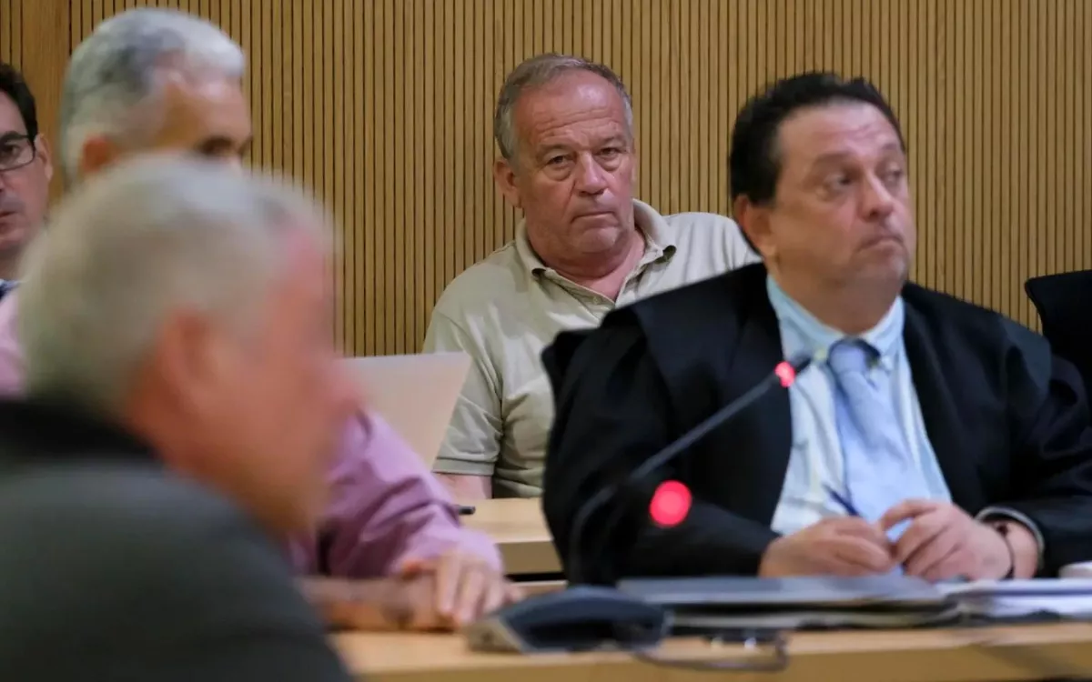 En la imagen, uno de los procesados absueltos, José Manuel Jiménez del Valle. / ÁNGEL MEDINA G.- EFE