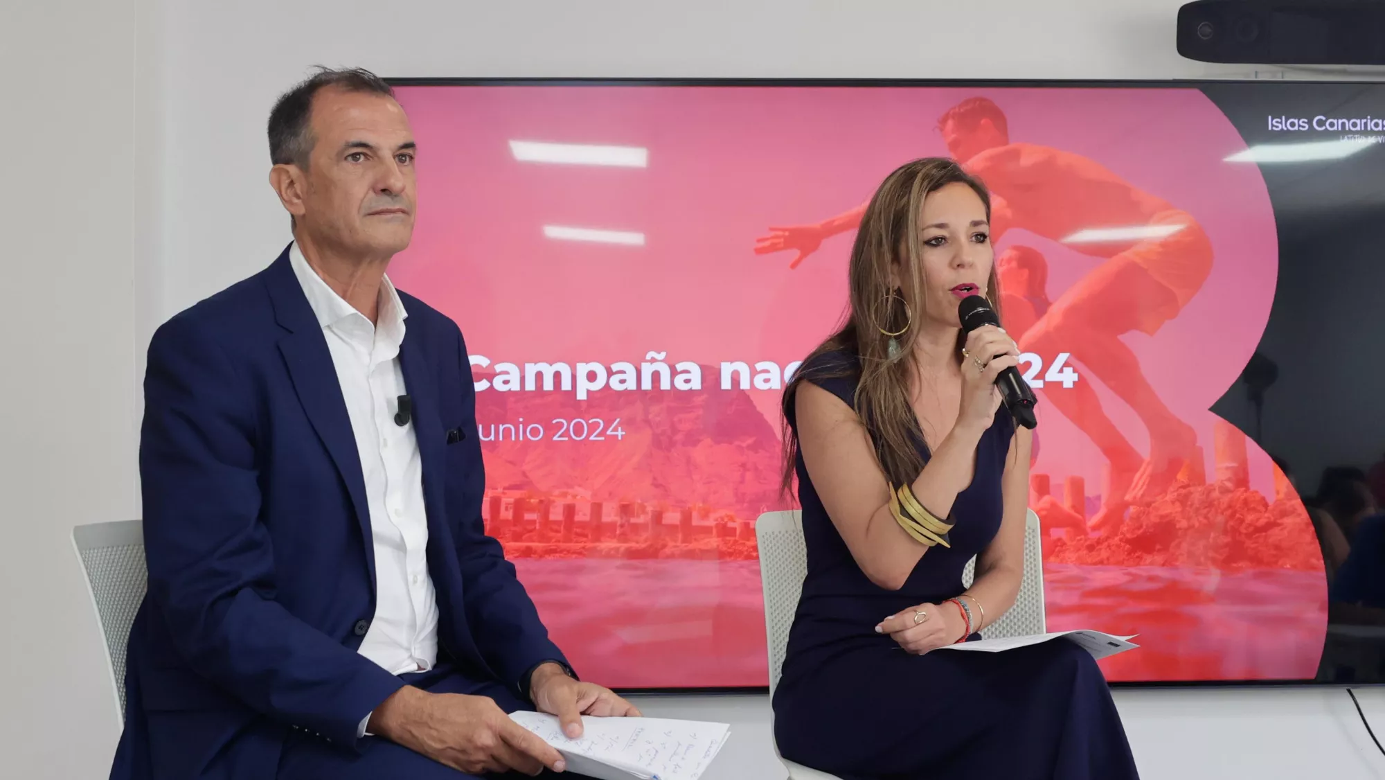 Jessica de León, consejera de Turismo de Canarias, junto a José Juan Lorenzo, director gerente de Turismo de Islas Canarias./ CEDIDA