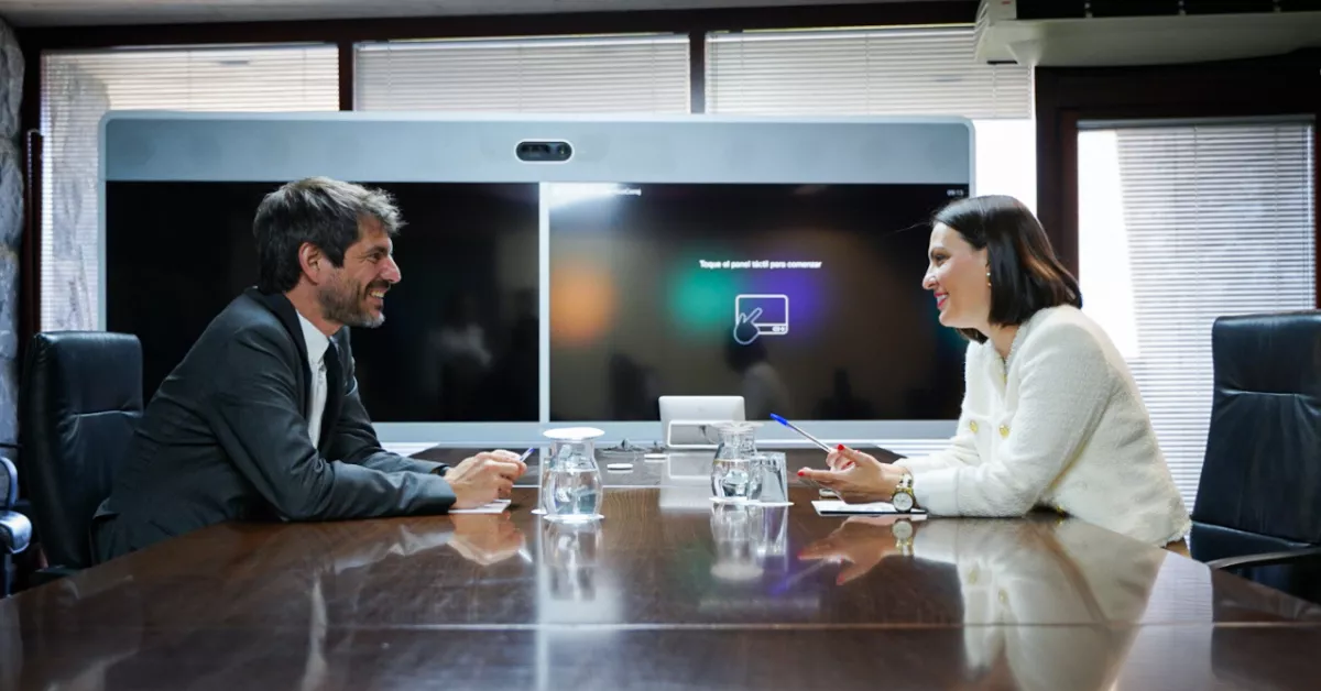 El ministro de Cultura, Ernest Urtasun, y la consejera homóloga del Gobierno de Canarias, Migdalia Machín./ CEDIDA