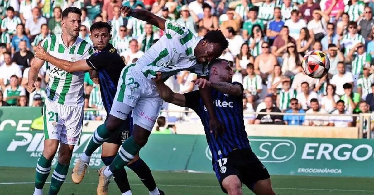 Youssouff Diarra jugará en el Tenerife las tres próximas temporadas tras culminar el ascenso con el Córdoba a la categoría de plata./ LALIGA.