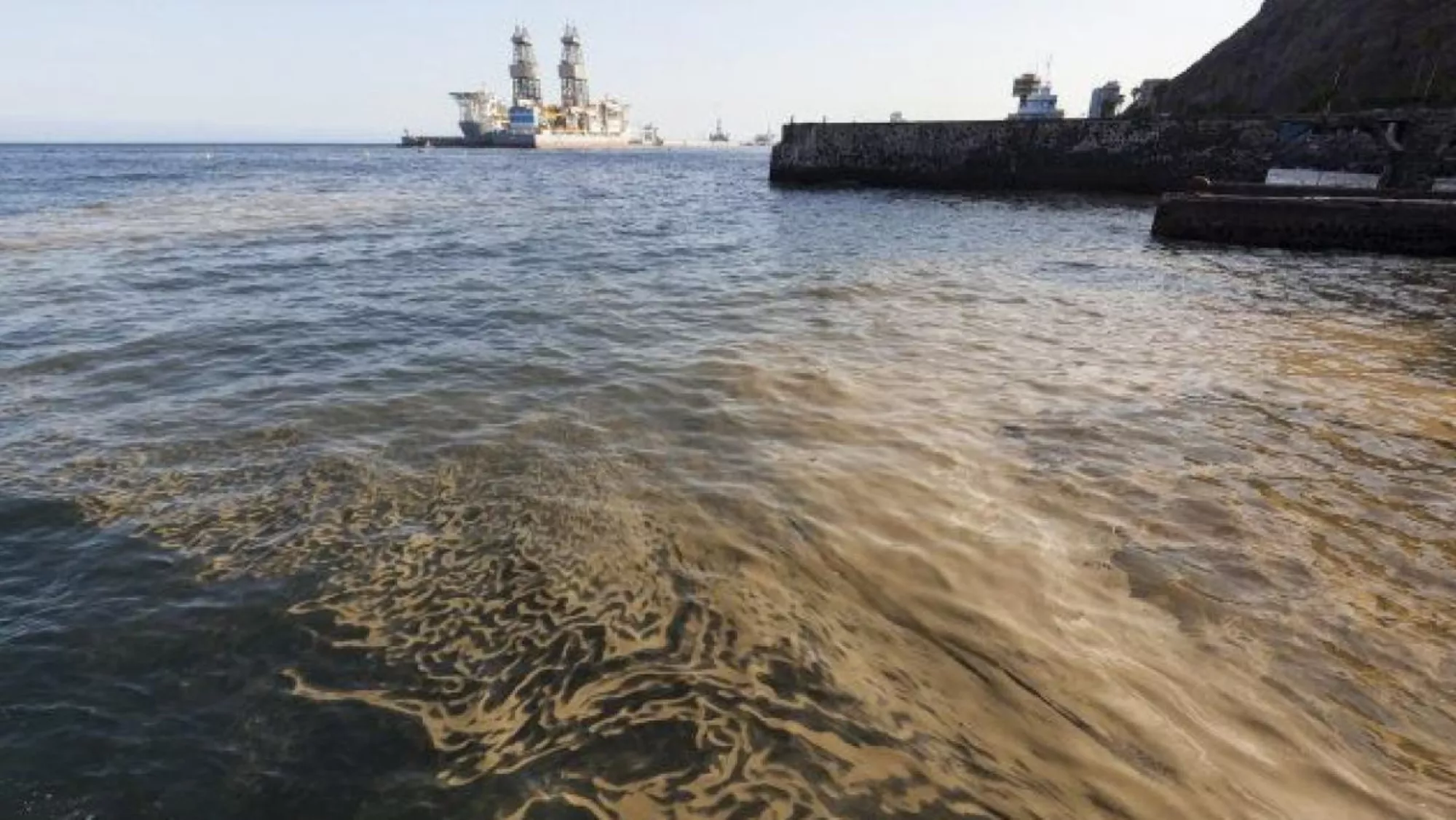 Aguas fecales en Canarias / EFE