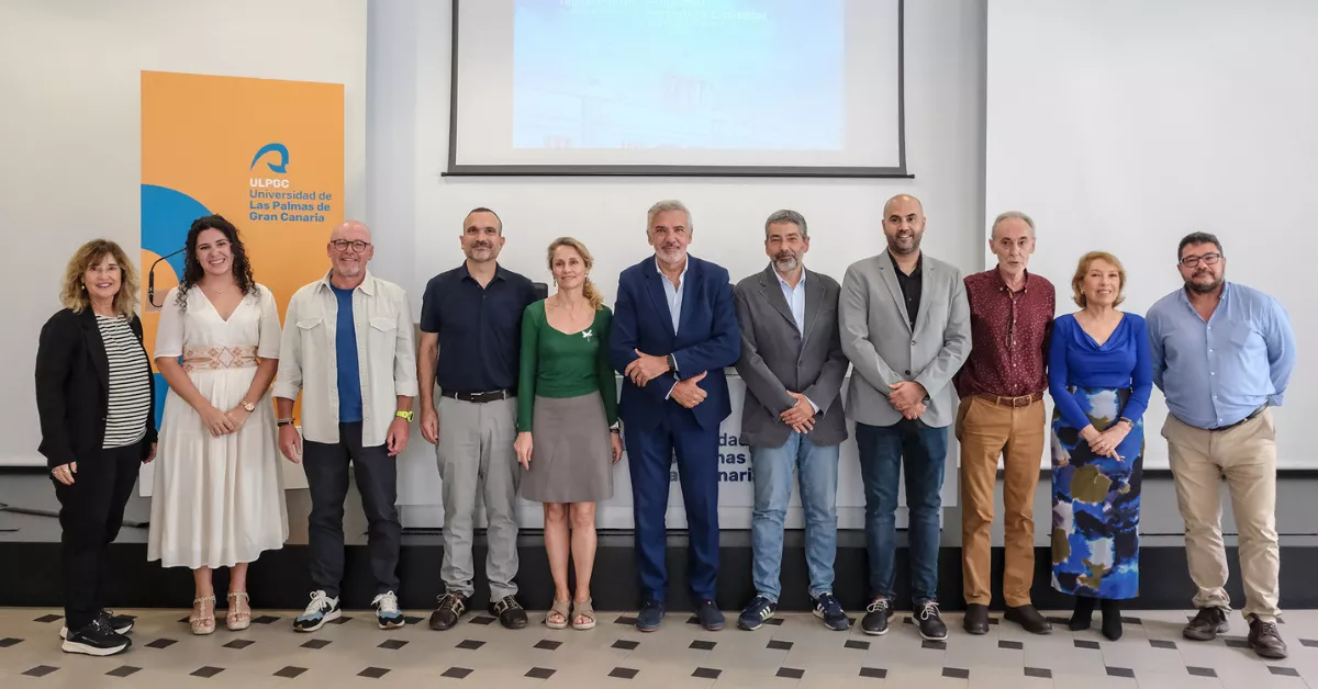 Foto de familia presentación de los nuevos títulos / ULPGC