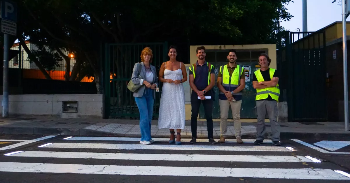Uno de los pasos inteligentes en calle Núñez de la Peña / AYUNTAMIENTO DE SANTA CRUZ