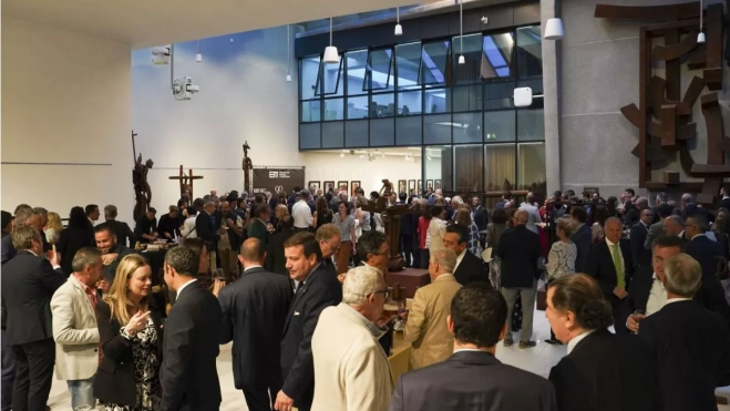 Imagen panorámica del Espacio Mutua Tinerfeña durante su acto de inauguración. / AH Imagen panorámica del Espacio Mutua Tinerfeña durante su acto de inauguración. / AH