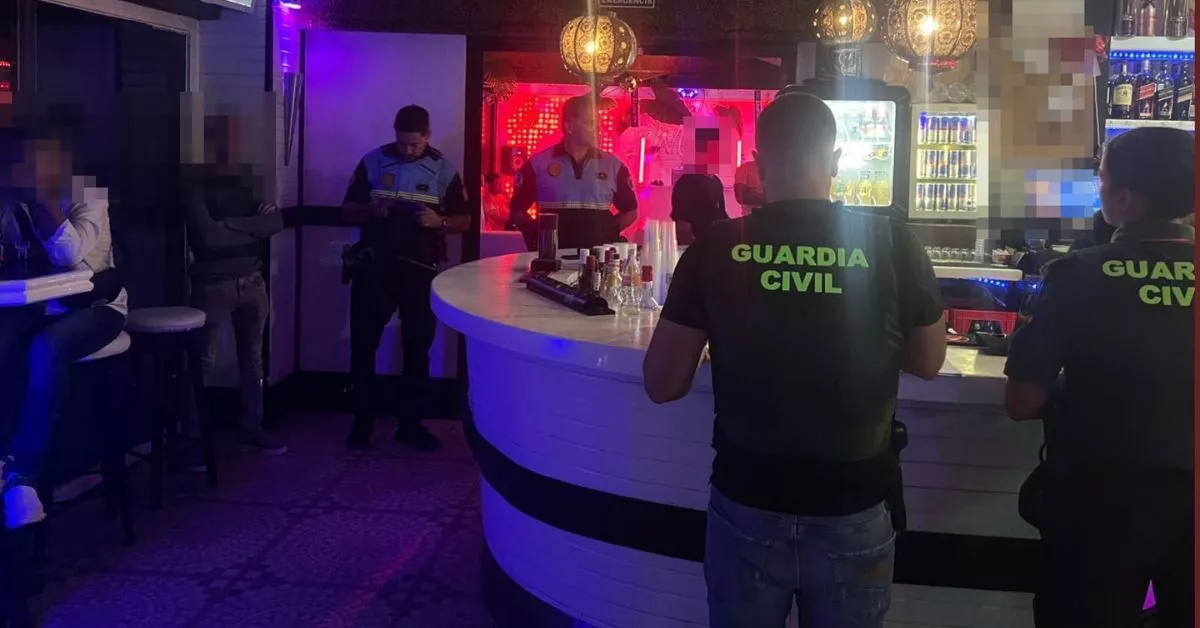 La Guardia Civil inspecciona uno de los locales nocturnos en Fuerteventura / CEDIDA