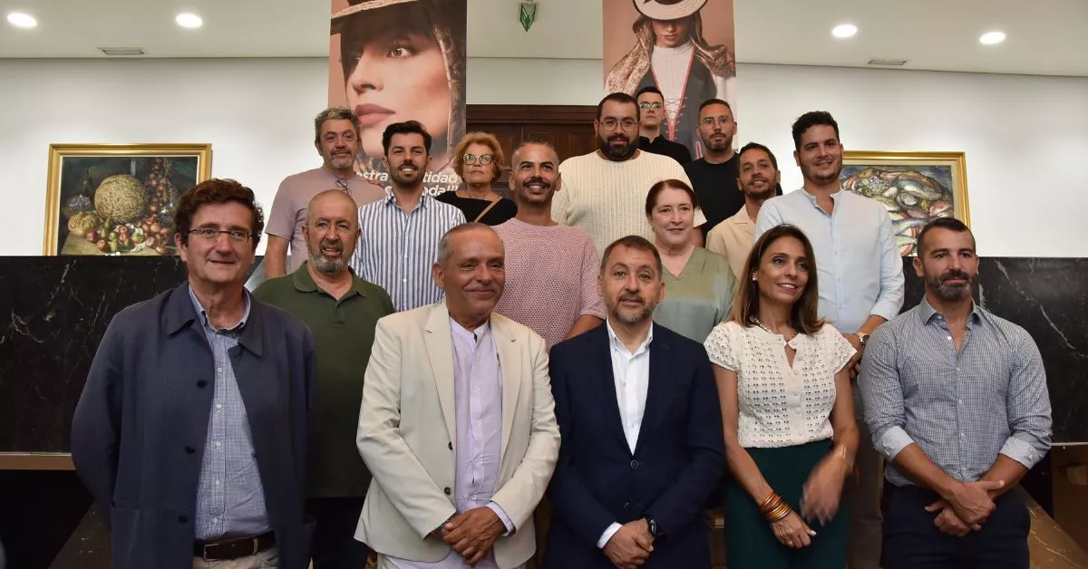 Presentación de la I Muestra de Oficios Artesanos de la Indumentaria Tradicional en Tenerife / CEDIDA