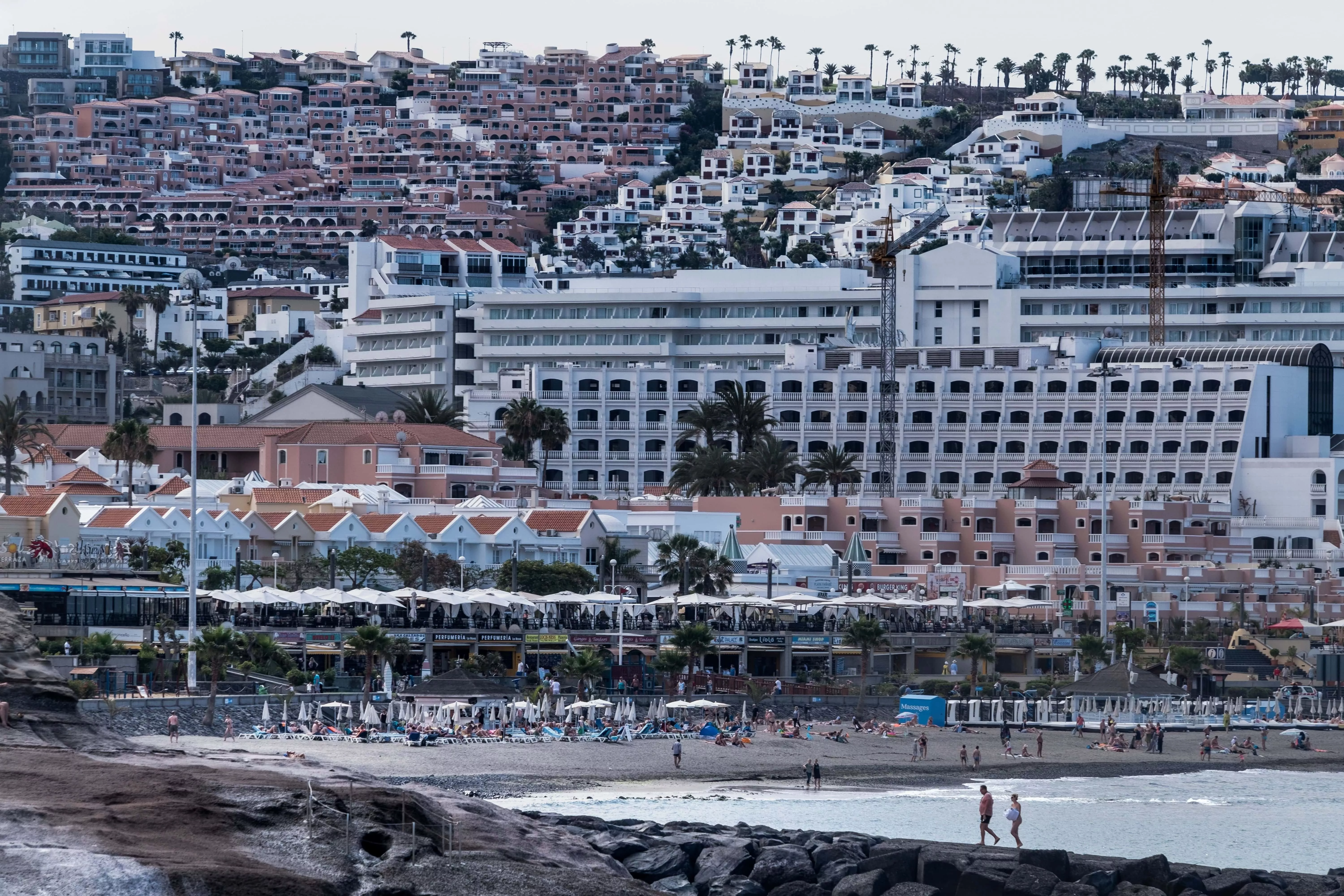 Playa del Beril, Tenerife, es una de las playas señaladas por el informe de Greenpeace. / GREENPEACE