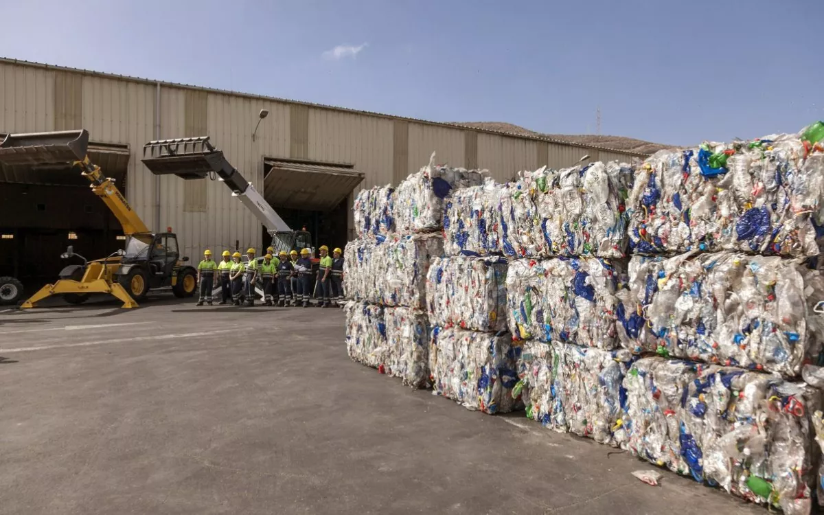 Imagen de archivo de una de las zonas del vertedero de Salto del Negro. / ÁNGEL MEDINA G.-EFE 