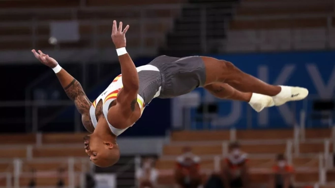 Ray Zapata, durante su ejercicio en Tokio 2020. / EFE Ray Zapata, durante su ejercicio en Tokio 2020. / EFE