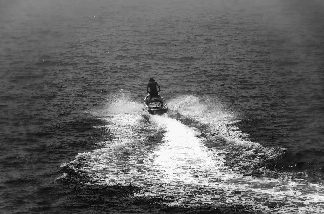 Imagen alusiva a una moto de agua. / TXUS71 - PIXABAY