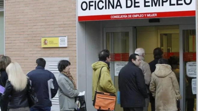 Canarias reduce su tasa de paro a la mitad en 14 años. / EFE Canarias reduce su tasa de paro a la mitad en 14 años. / EFE