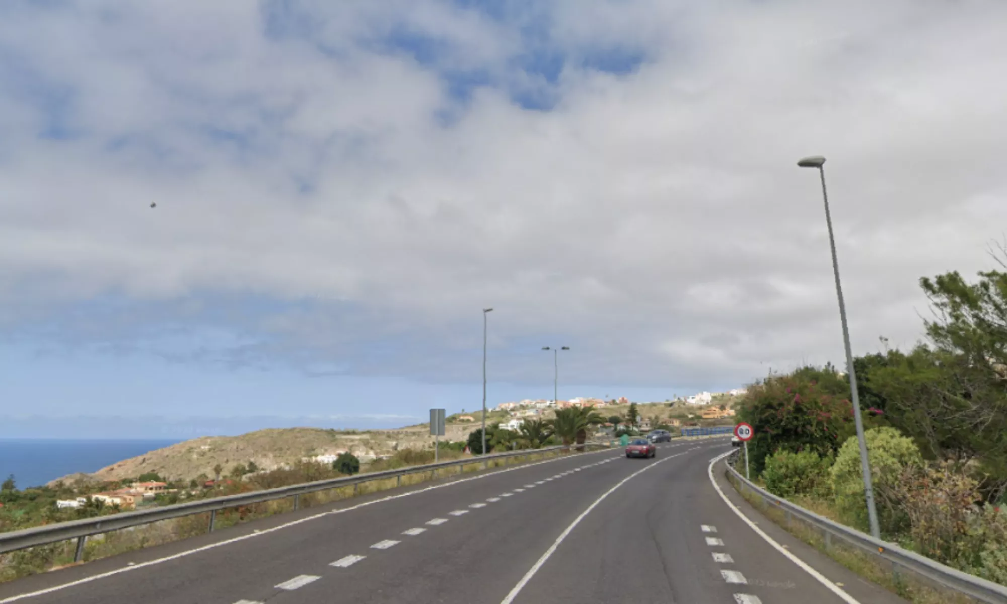 Imagen de una carretera en Tenerife. / GOOGLE.
