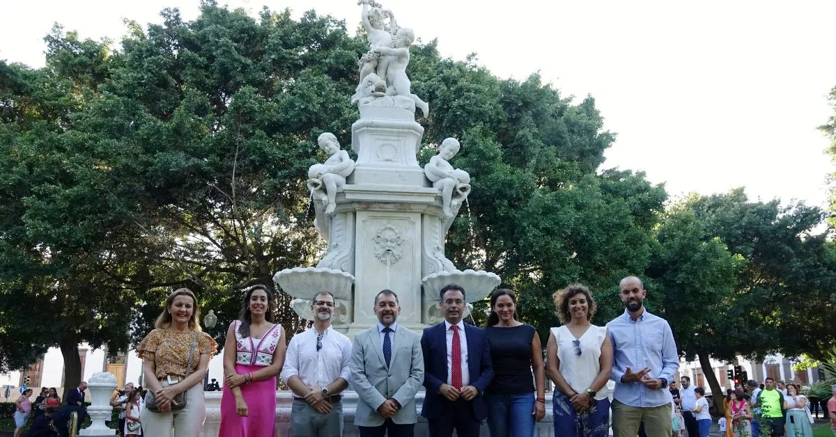 Inauguración de la rehabilitada fuente de la plaza Weyler / CEDIDA