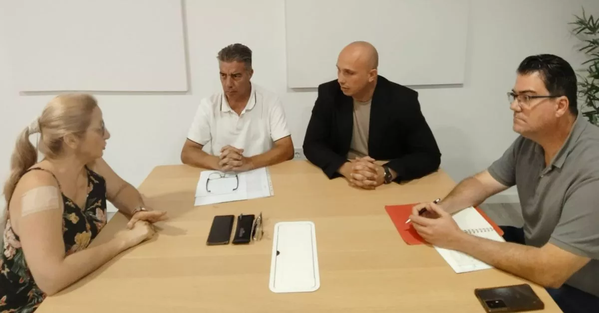 La directora de Odesocan, Emma Colao, recibió a Ramón Miranda, Valentín Correa, y Rosa Perdomo / CEDIDA