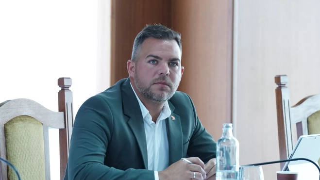 El exvicepresidente y consejero de Obras Públicas del Cabildo de Lanzarote, Jacobo Medina./ CEDIDA El exvicepresidente y consejero de Obras Públicas del Cabildo de Lanzarote, Jacobo Medina./ CEDIDA