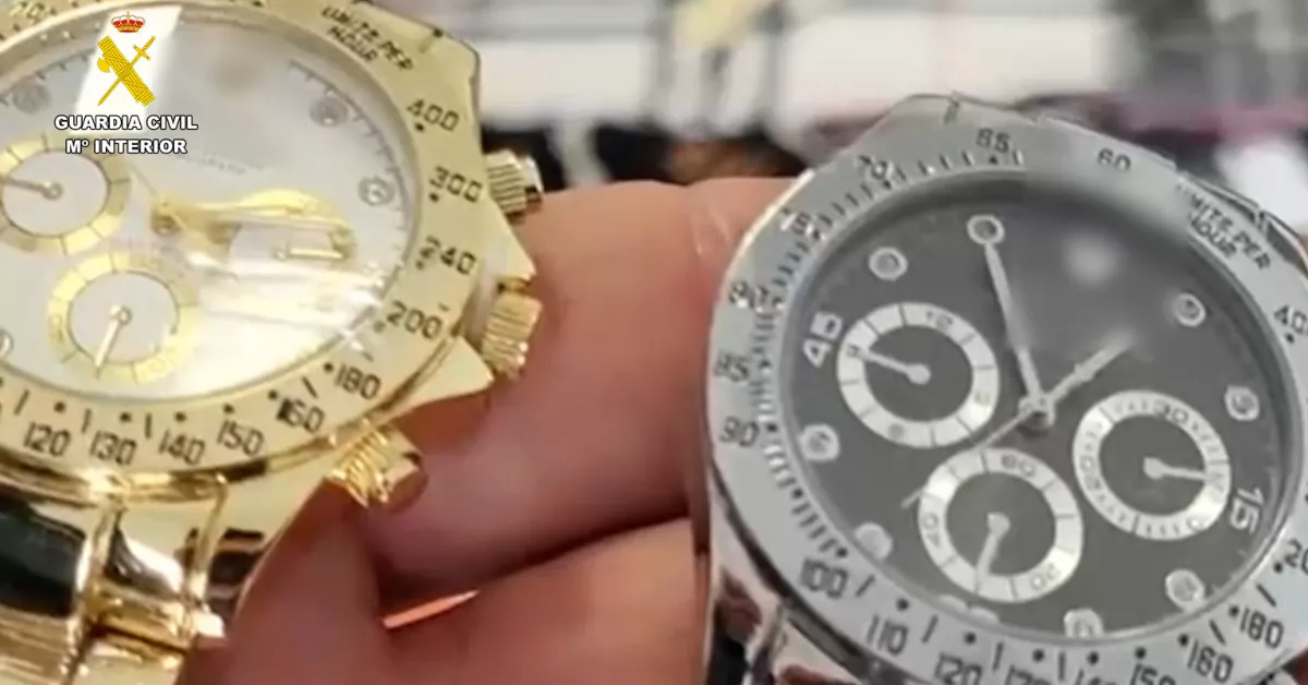Imagen de dos relojes intervenidos / GUARDIA CIVIL
