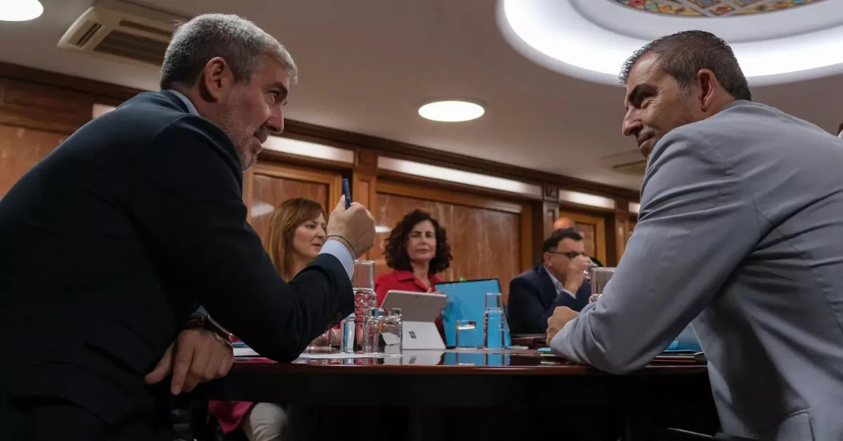 Fernando Clavijo junto a Manuel Domínguez / GOBIERNO DE CANARIAS