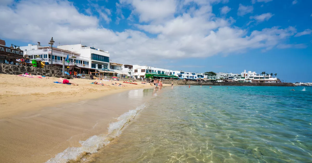Playa en Lanzarote. /Archivo