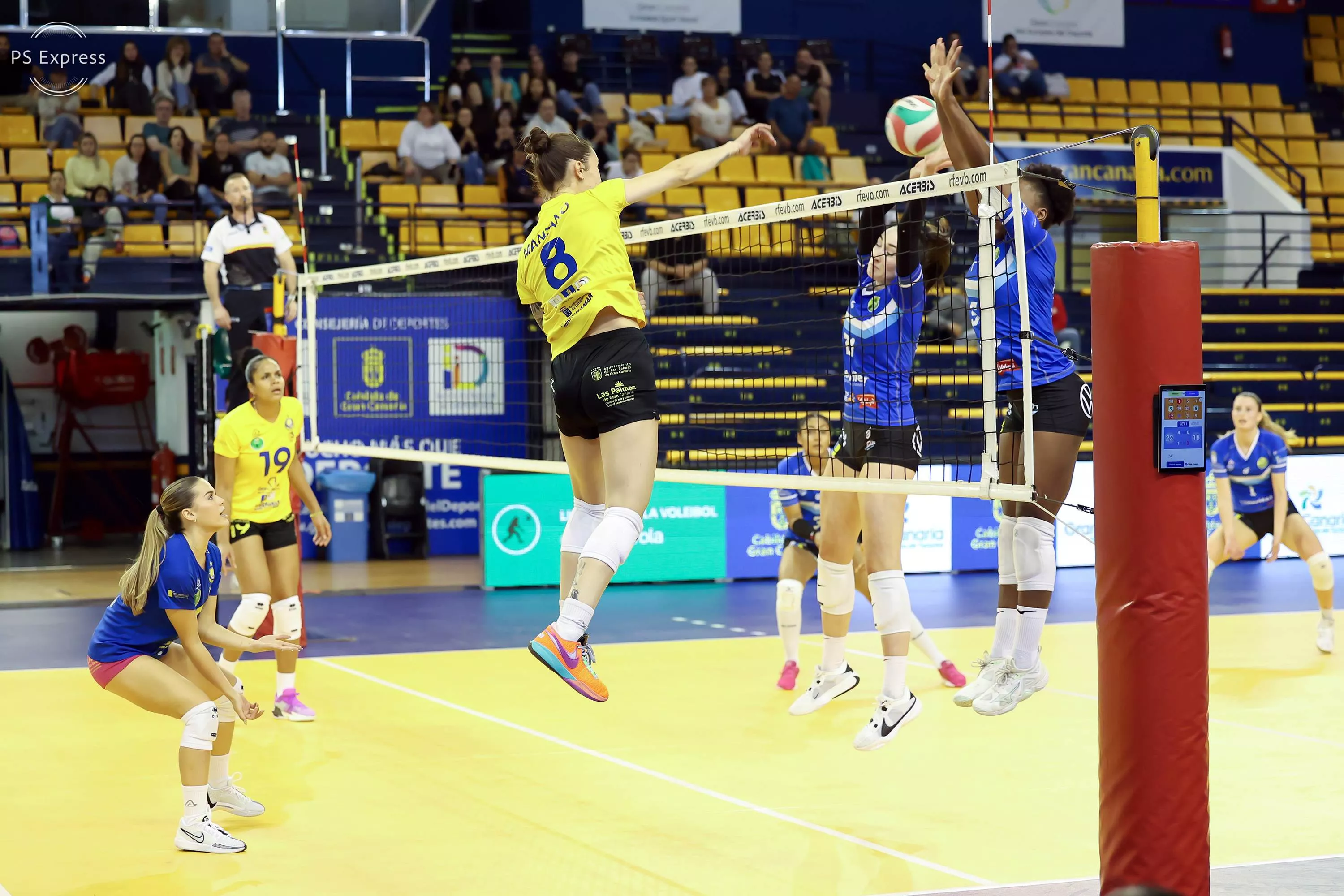 ExpoDeca 2024 propone al público una amplia agenda para hacer ejercicio y jugar en la gran Feria del Deporte en Canarias. / AH