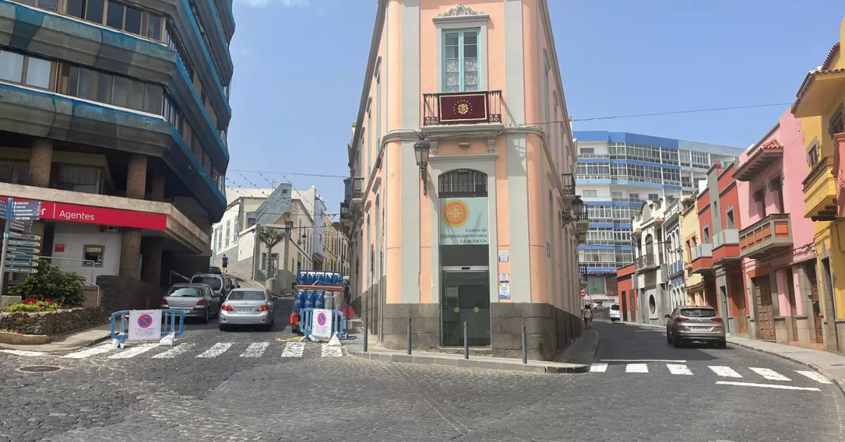 Imagen de los cortes de carreteras en Guía / AYUNTAMIENTO DE SANTA MARÍA DE GUÍA