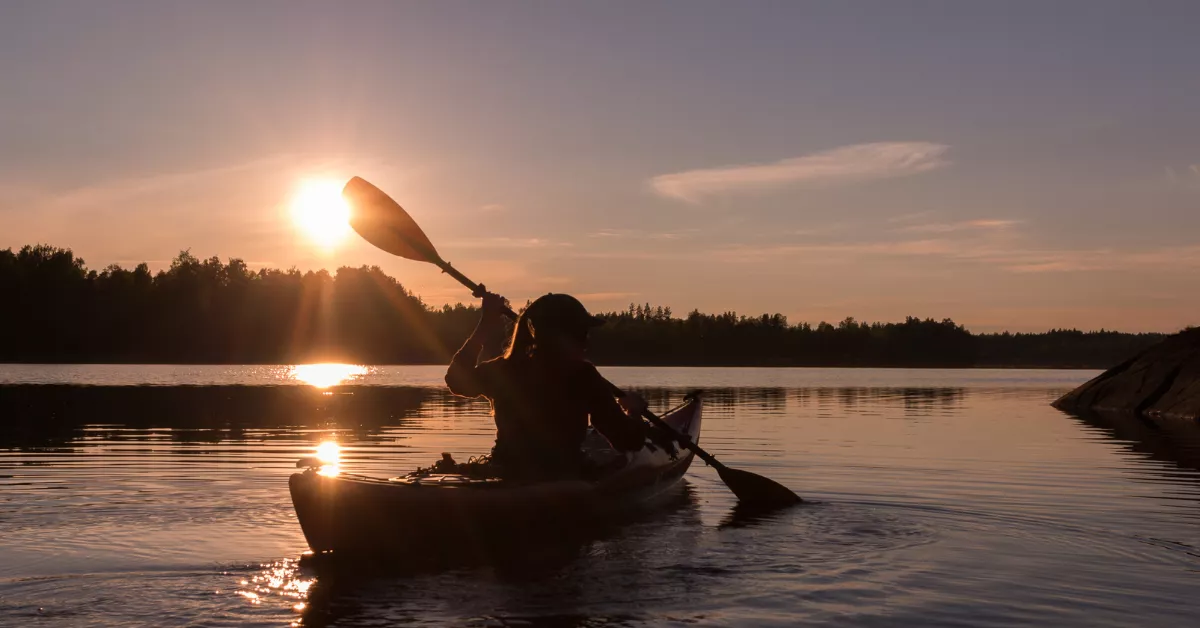 Imagen de kayak nocturno / AH