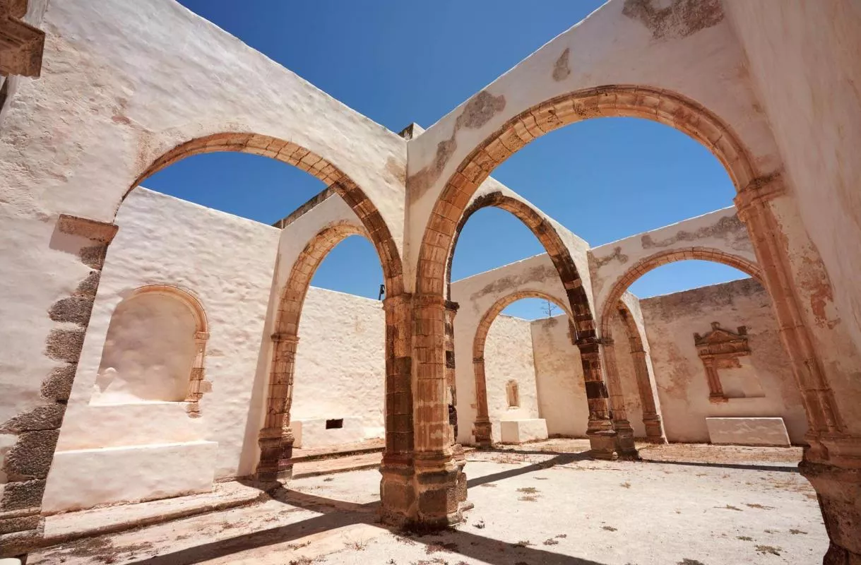 Ruinas del convento franciscano de San Buenaventura, en Betancuria./ ISLAS CANARIAS.