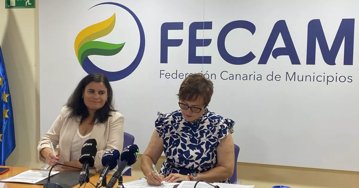 Firma del protocolo de distribución para el ‘Plan Corresponsables 2024’ en Canarias. / ATLÁNTICO HOY - ALBA MARICHAL