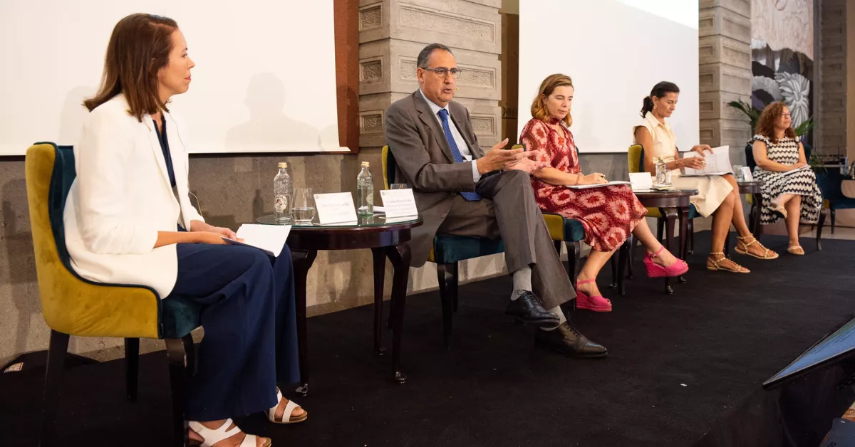 Mesa Redonda acerca del sector tabaquero en Canarias / MESA DEL TABACO