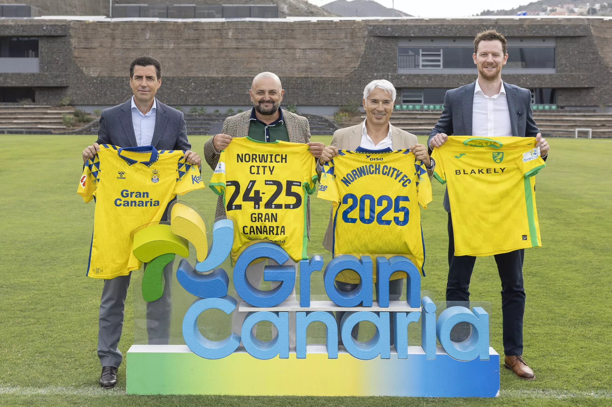 Presentación del acuerdo de colaboración entre la UD Las Palmas y el Norwich City / CEDIDA