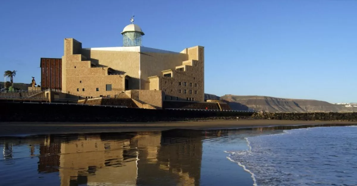 Imagen del Alfredo Kraus desde Las Canteras / LPA VISIT