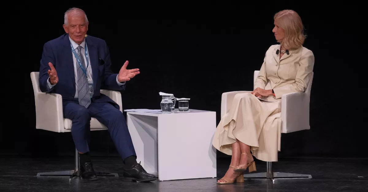 Borrell y Cristina Garmendia / EFE