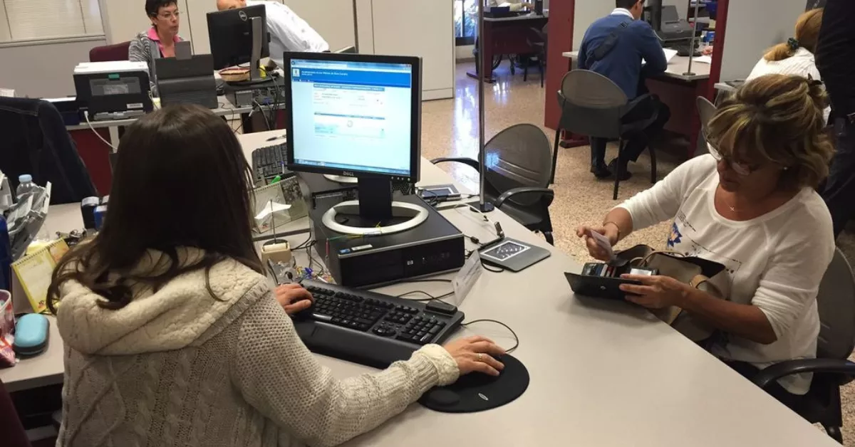 Canarias lanza 426 plazas públicas en 2024 con empleo fijo y oportunidades en la Agencia Tributaria Canaria. / AH