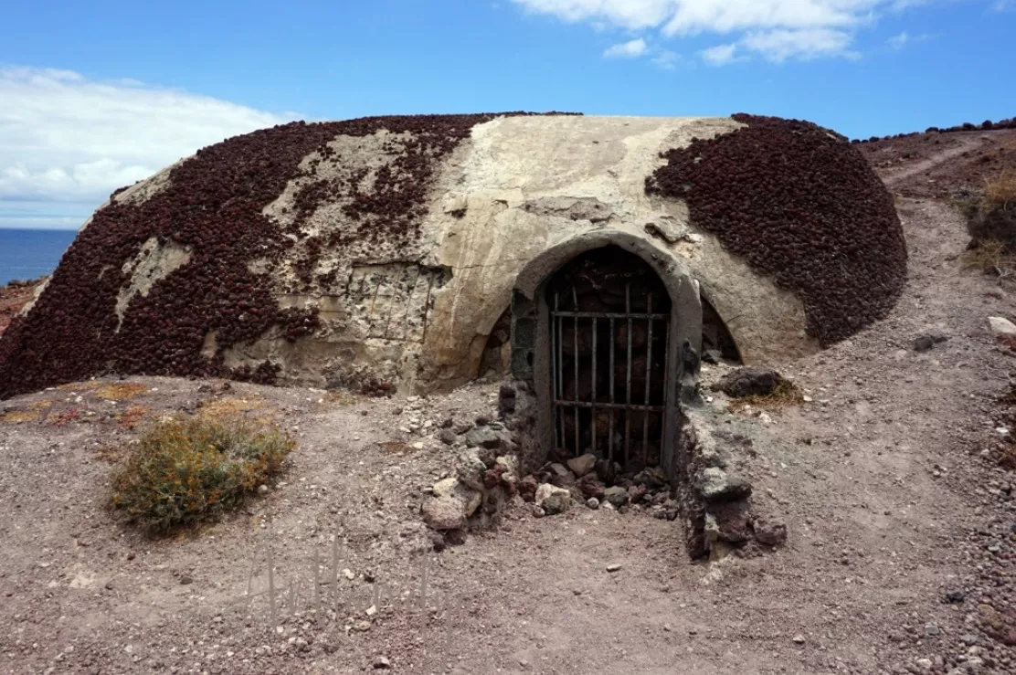 Así es el búnker de la II Guerra Mundial de Montaña Bocinegro / AH