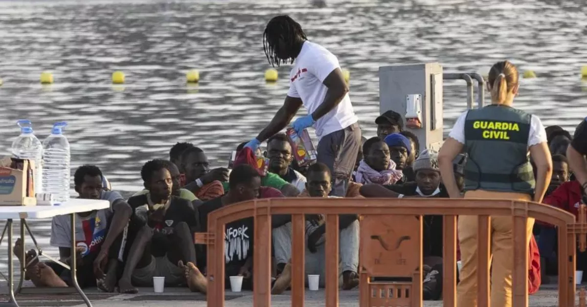 Migrantes llegados a El Hierro / EFE