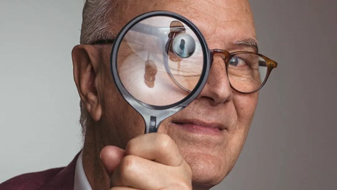 Manolo Blahnik en una imagen promocional de su web. Manolo Blahnik en una imagen promocional de su web.