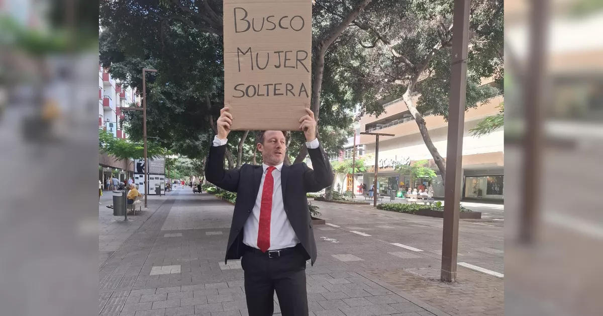 Imagen de un hombre buscando a una mujer soltera en Mesa y López / AH