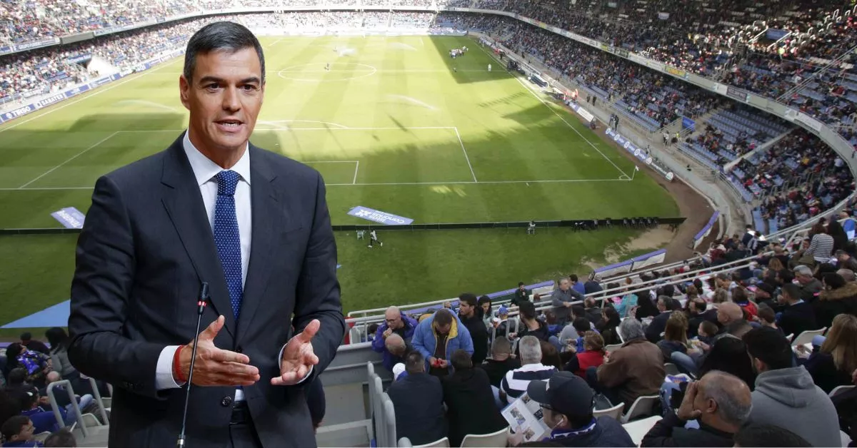 El presidente del Gobierno, Pedro Sánchez, con el Heliodoro de fondo./ MONTAJE AH